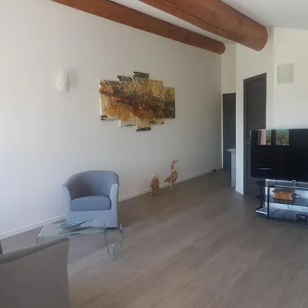 Bed and Breakfast Mas Des Fugueyrolles Cavaillon Exterior foto