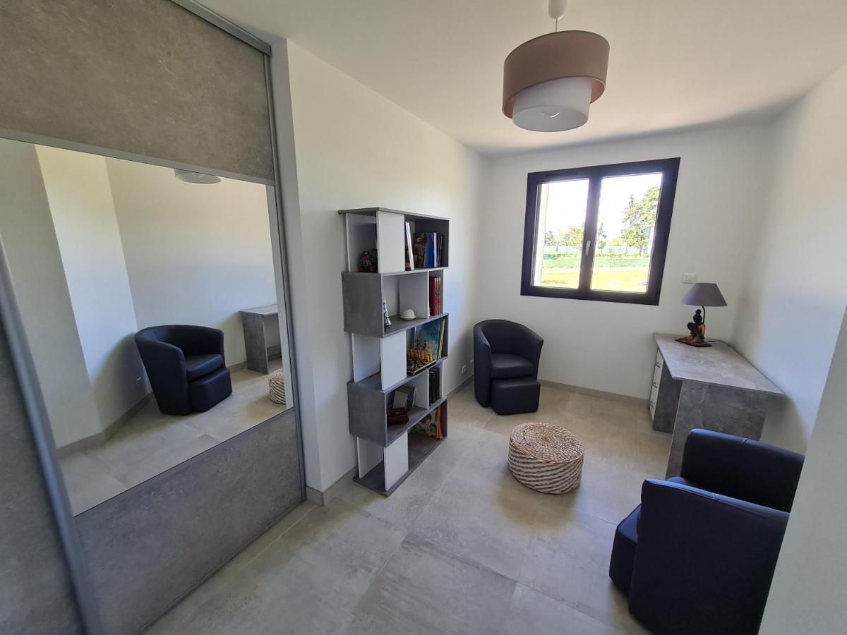 Mas Des Fugueyrolles Bed & Breakfast